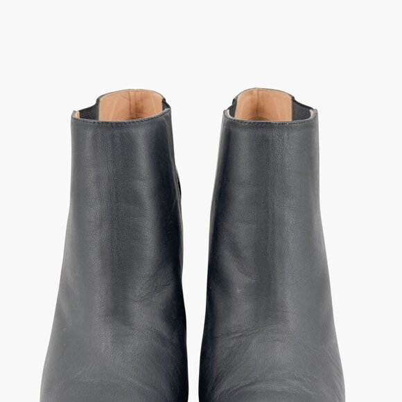 Chanel CC Black Leather Pointed Chain Wedge Ankle Boot Bootie Size 39.5 US 8.5-9 - Picture 5 of 16